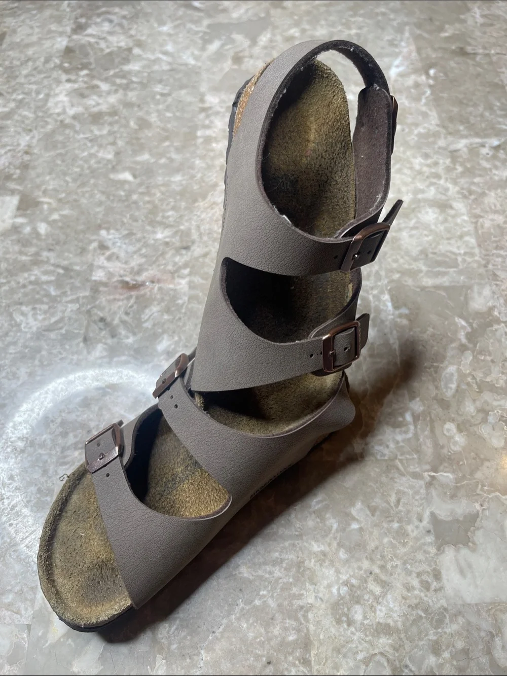 Birkenstock Kids Triple-Strap Buckle Sandal in Gray-Brown